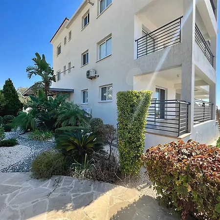 Апартаменты Spacious Sea View
