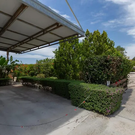 Spacious Sea View * Klorakas